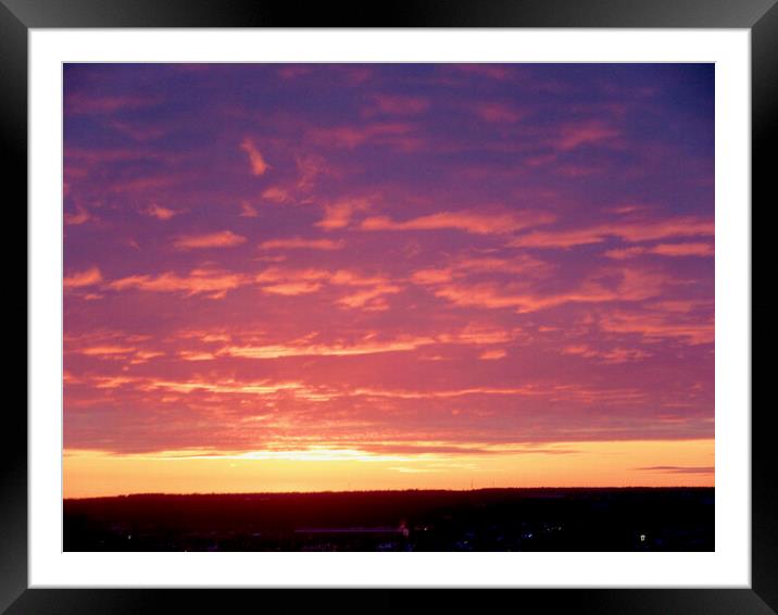 Thursday evening sunset Framed Mounted Print by Stephanie Moore