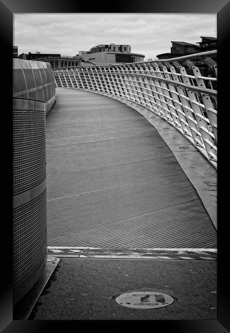 Gateshead Millennium Bridge Framed Print by Rob Cole