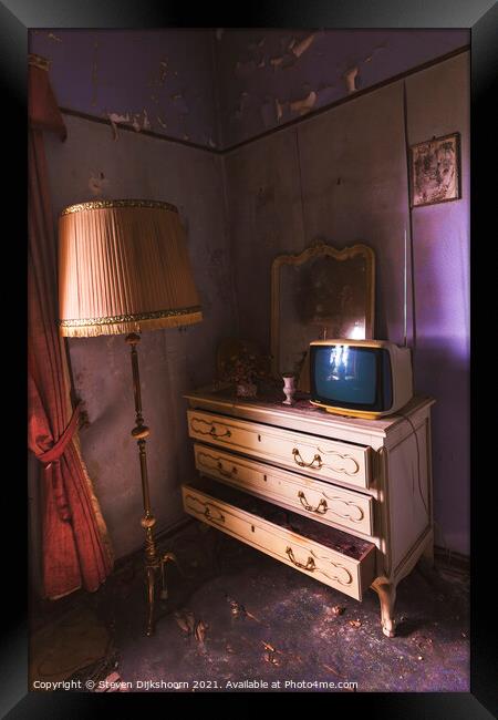 An old tv lamp and dresser Framed Print by Steven Dijkshoorn