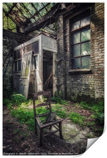 A lonely chair in an abandoned factory in Belgium Print by Steven Dijkshoorn