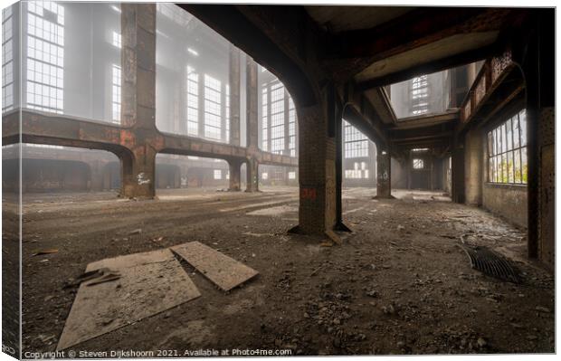 An abandoned factory in Belgium Canvas Print by Steven Dijkshoorn