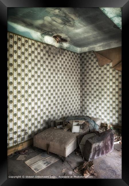 An abandoned vintage bed Framed Print by Steven Dijkshoorn