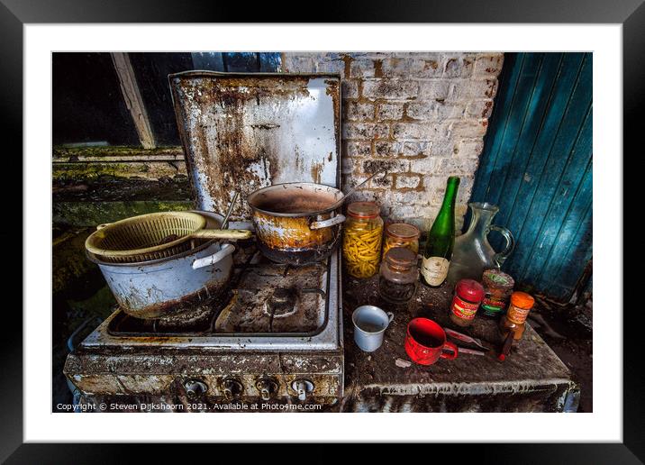 An old cooking plate with far reaching food Framed Mounted Print by Steven Dijkshoorn