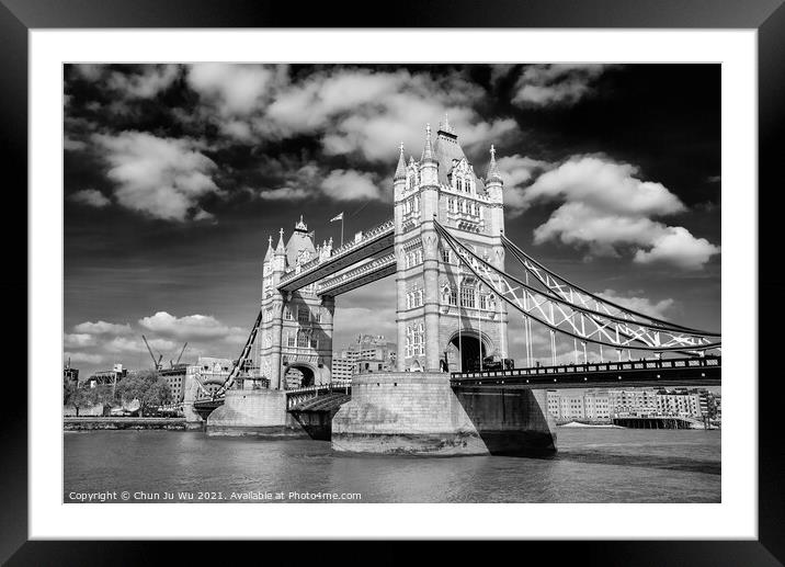 Tower Bridge crossing the River Thames in London (black & white) Framed Mounted Print by Chun Ju Wu