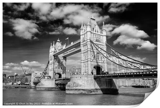Tower Bridge crossing the River Thames in London (black & white) Print by Chun Ju Wu