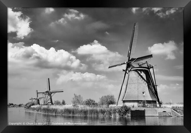 The windmills in Kinderdijk, a UNESCO World Heritage site in Rotterdam, Netherlands (black & white) Framed Print by Chun Ju Wu