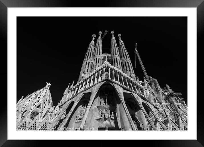 Passion Façade of Sagrada Familia, the cathedral designed by Gaudi in Barcelona, Spain (black & white) Framed Mounted Print by Chun Ju Wu