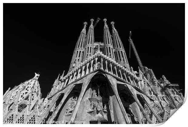 Passion Façade of Sagrada Familia, the cathedral designed by Gaudi in Barcelona, Spain (black & white) Print by Chun Ju Wu