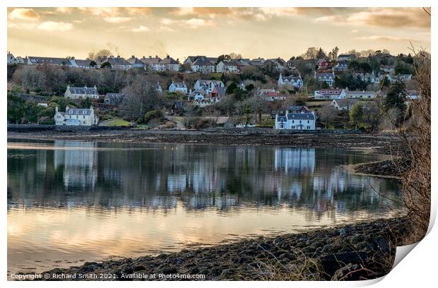 Redcliff House and Scorrybreac House reflected in Loch Portree. Print by Richard Smith