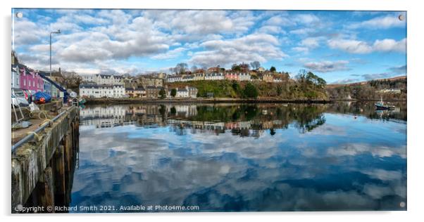 The town of Portree surrounds the harbour with reflections of the sky. Acrylic by Richard Smith