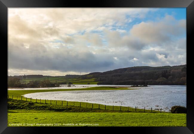 Lock Ken during a winter flood at Parton, Dumfries and Galloway, Scotland Framed Print by SnapT Photography