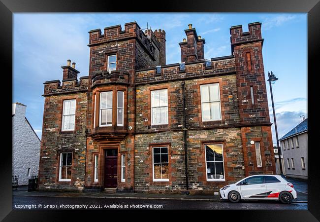 The old court house building in Kirkcudbright, Dumfries and Galloway, Scotland Framed Print by SnapT Photography