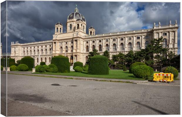 Museum of Natural History in Vienna Canvas Print by Artur Bogacki