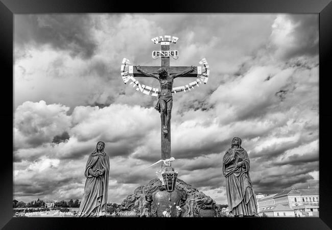 The statue Crucifix and Calvary in Prague (black & white) Framed Print by Chun Ju Wu