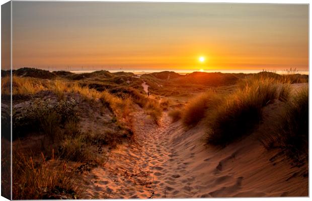 Formby sunset Canvas Print by Kevin Elias