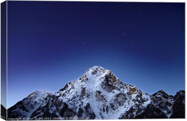Snow mountains and starry sky at Himalayan area in Nepal Canvas Print by Chun Ju Wu