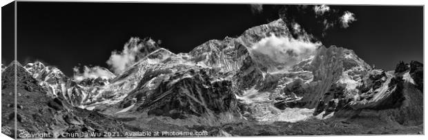 Mount Everest and Lhotse (black & white) Canvas Print by Chun Ju Wu