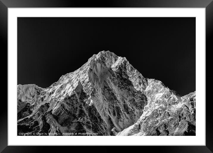 Snow mountains of Himalayas in Nepal (black and white) Framed Mounted Print by Chun Ju Wu