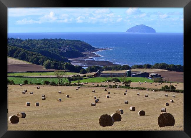 Culzean Bay Ayrshire Scotland Framed Print by Allan Durward Photography