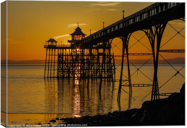 Clevedon Pier Sunset Canvas Print by Rory Hailes