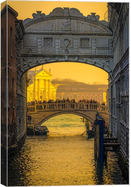Misty Sunrise At The Bridge Of Sighs Canvas Print by Chris Lord