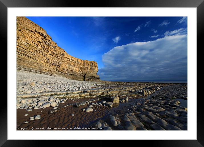 Nash Point, Glamorgan Heritage Coast, South Wales Framed Mounted Print by Geraint Tellem ARPS
