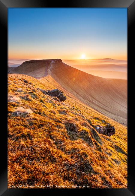 Sunset over Corn Du, from Pen Y Fan, Brecon Beacon Framed Print by Justin Foulkes