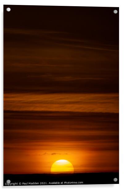The setting sun Acrylic by Paul Madden