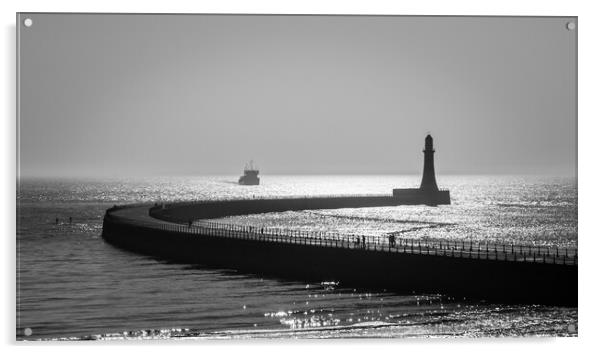 Roker Pier & Lighthouse  Acrylic by chris smith