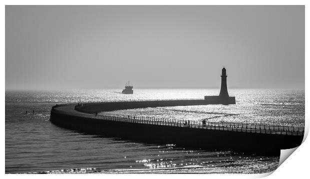 Roker Pier & Lighthouse  Print by chris smith