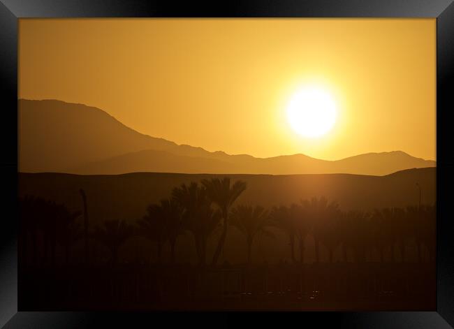 Golden Sunset Sunrise  Framed Print by mark humpage
