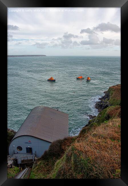 Lifeboatat lizard point   Cornwall, Framed Print by kathy white