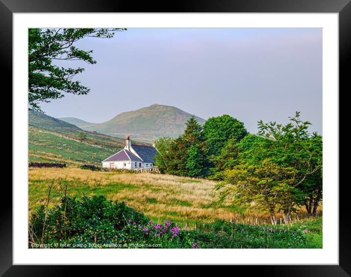 Cottage in the Scottish mountains  Framed Mounted Print by Peter Gaeng
