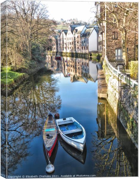 Two boats moored on the River Dart at Totnes Canvas Print by Elizabeth Chisholm