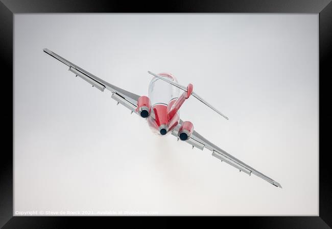 Boeing B727 Climbs Out Steeply Framed Print by Steve de Roeck