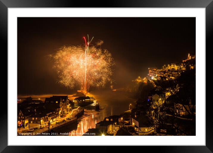 Looe Fireworks from the Banjo pier in the night sky Framed Mounted Print by Jim Peters