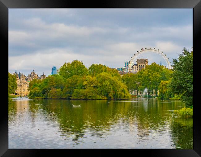 St James Park Framed Print by Clive Eariss
