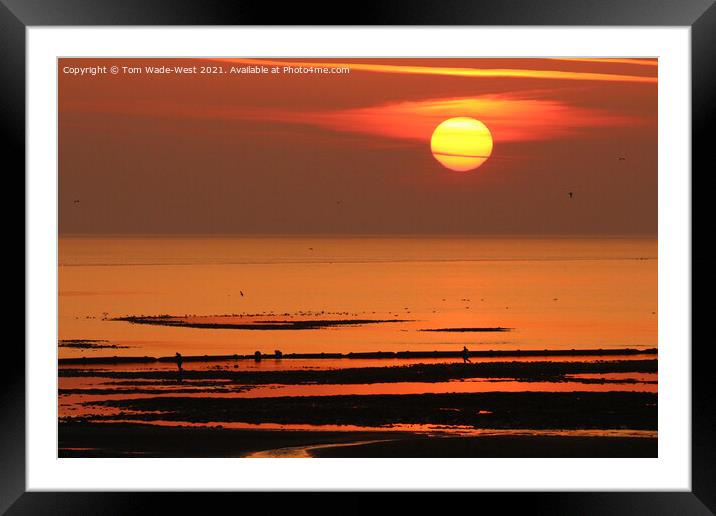 Fleetwood Sunset Framed Mounted Print by Tom Wade-West