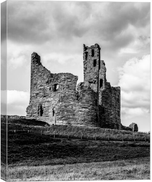 Dunstanburgh Castle Ruins Canvas Print by Gary Clarricoates
