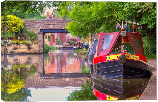 Canal life Canvas Print by Kevin Elias