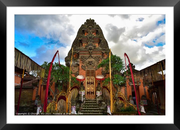 A pura, Balinese Hindu temple, in Bali, Indonesia Framed Mounted Print by Chun Ju Wu