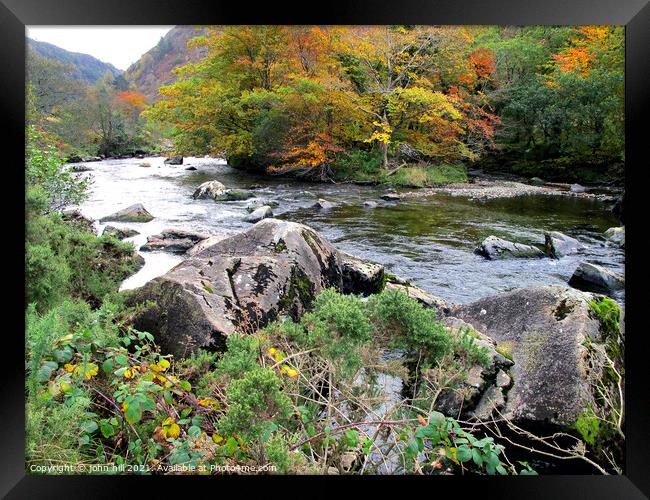 Autumn at Pass of Aberglaslyn in Wales. Framed Print by john hill