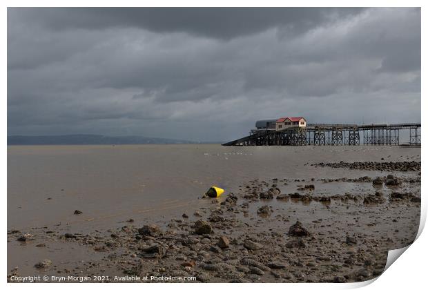 Mumbles pier at low tide Print by Bryn Morgan