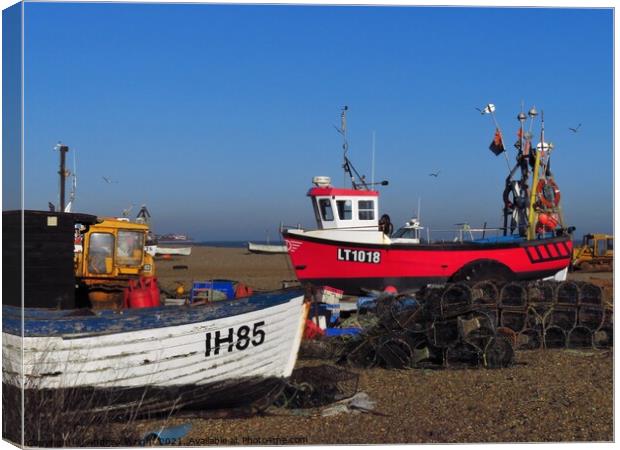 Fishing Boats, Aldeburgh Canvas Print by Andrew Wright