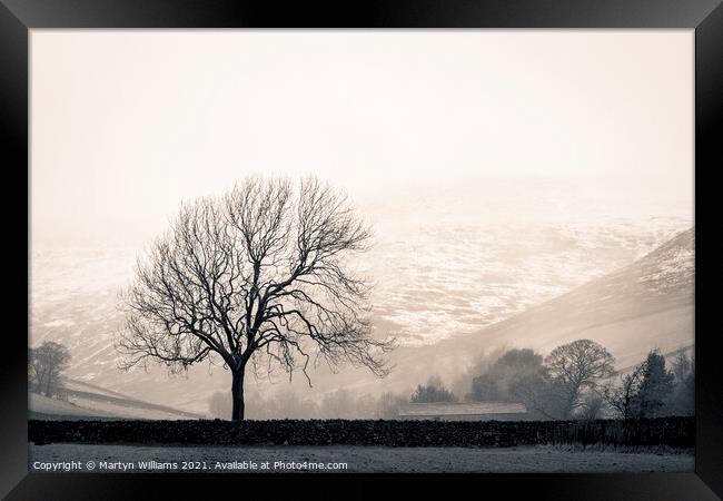 Vale of Edale, Derbyshire Peak District Framed Print by Martyn Williams