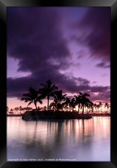 Hawaiian Sunset Framed Print by Gary Parker
