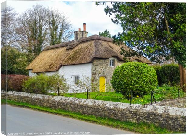 Thatched Cottage  Canvas Print by Jane Metters