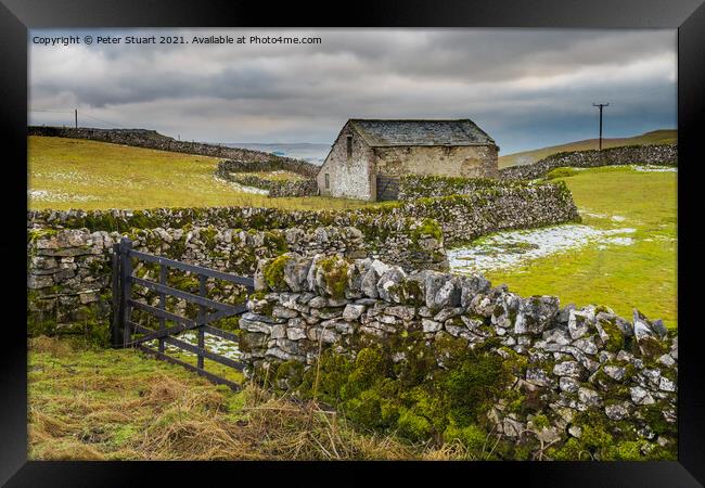 Dale Head on the Pennine Way above Stainforth Framed Print by Peter Stuart