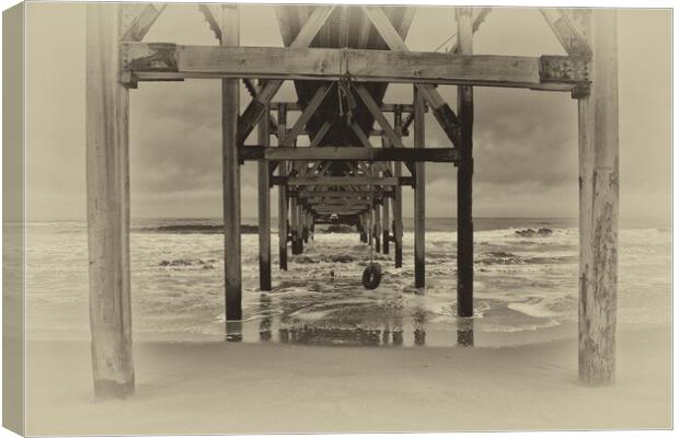 Steetley Pier Canvas Print by kevin wise