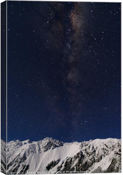 Galaxy and the snow mountains in Mt Cook National Park, New Zealand Canvas Print by Chun Ju Wu